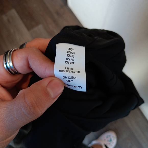 Hunter Bell New York Women’s Amanda 3/4 Sleeve Black Gold Dress Size 4 semi new - Picture 5 of 6